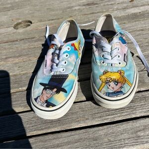 Vans x Sailor Moon 'Pretty Guardian & Tuxedo Mask' Sneakers ‎ -  Size: 5.5 woman